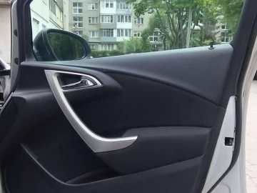 Авто Opel Astra 2011 № 7708872