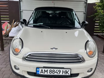 Авто MINI Hatch 2010 № 7708925