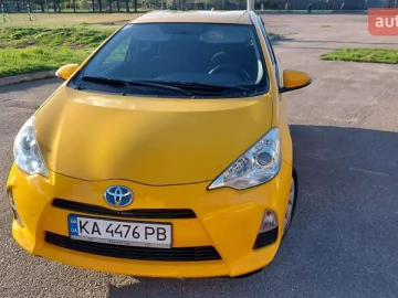 Авто Toyota Aqua 2015 № 7708942