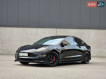 Авто Tesla Model 3 2019 № 7709018
