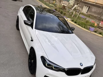 Авто BMW M5 2018 № 7709048