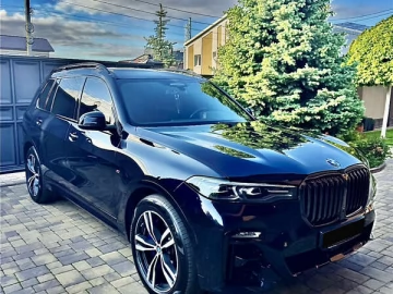 Авто BMW X7 2021 № 7709274