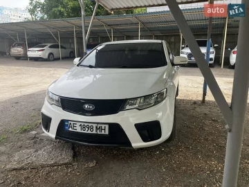 Авто KIA Cerato 2011 № 7709300