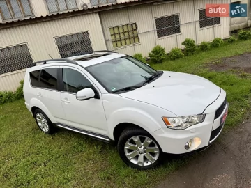 Авто Mitsubishi Outlander Xl 2012 № 7709377
