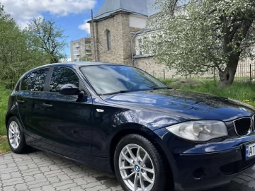 Авто BMW 1 Series 2005 № 7709416