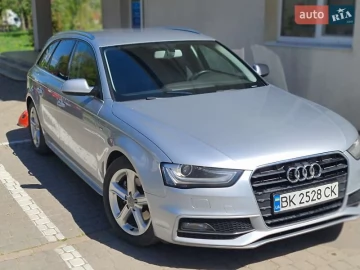 Авто Audi A4 2015 № 7709429