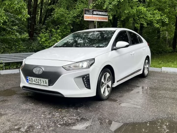 Авто Hyundai Ioniq Electric 2017 № 7709747
