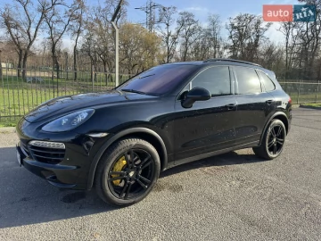 Авто Porsche Cayenne 2013 № 7709771