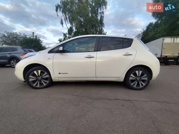 Авто Nissan Leaf 2013 № 7709935