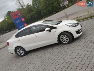 Авто KIA Rio 2016 № 7709969