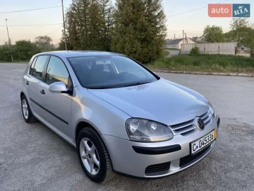 Авто Volkswagen Golf 2004 № 7710225
