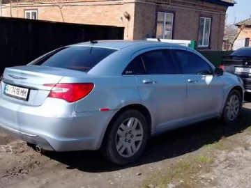 Авто Chrysler 200 2014 № 7710247