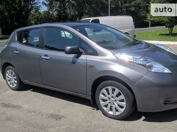 Авто Nissan Leaf 2015 № 7710269