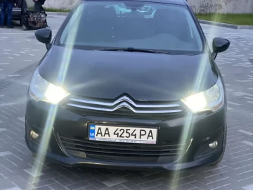 Авто Citroen C4 2011 № 7710431