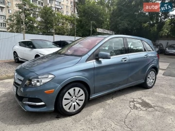 Авто Mercedes B-Class 2015 № 7710472