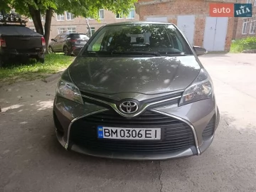 Авто Toyota Yaris 2015 № 7710486