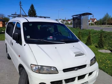 Авто Hyundai H 200 2000 № 7710780