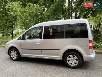 Авто Volkswagen Caddy 2010 № 7711115