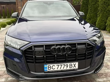 Авто Audi Q7 2021 № 7711273