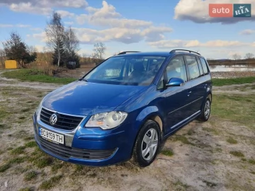 Авто Volkswagen Touran 2008 № 7711417