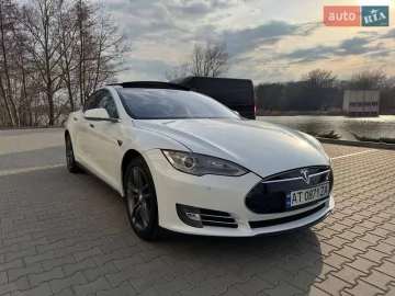 Авто Tesla Model S 2013 № 7711501