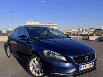 Авто Volvo V40 2014 № 7711527