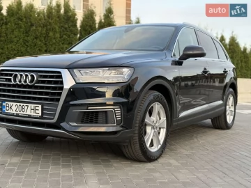 Авто Audi Q7 2016 № 7711649