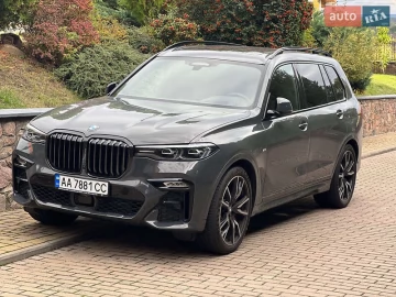 Авто BMW X7 2022 № 7711773