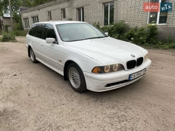 Авто BMW 5 Series 2003 № 7711798