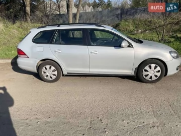 Авто Volkswagen Golf 2011 № 7711827