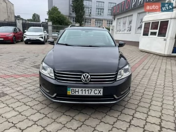 Авто Volkswagen Passat 2011 № 7711836
