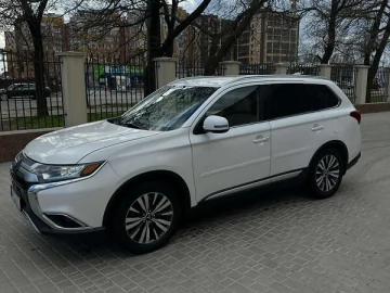 Авто Mitsubishi Outlander 2019 № 7711981