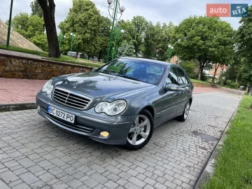 Авто Mercedes C-Class 2004 № 7712092