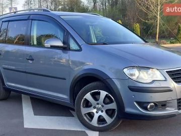 Авто Volkswagen Touran 2007 № 7712111