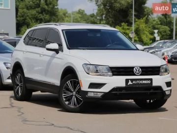 Авто Volkswagen Tiguan 2018 № 7712161