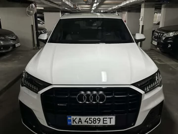 Авто Audi Q7 2021 № 7712198