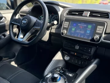 Авто Nissan Leaf 2021 № 7712365