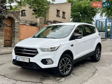 Авто Ford Kuga 2017 № 7712377