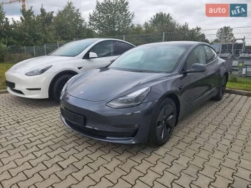 Авто Tesla Model 3 2023 № 7712395