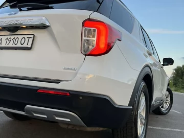 Авто Ford Explorer 2019 № 7712403
