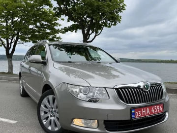Авто Skoda Superb 2011 № 7712472