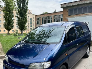 Авто Hyundai H 200 1999 № 7712635