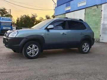 Авто Hyundai Tucson 2006 № 7712721