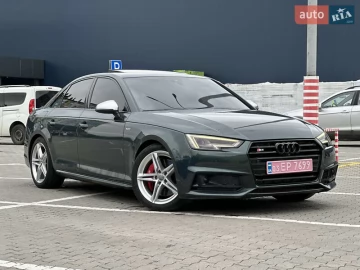 Авто Audi S4 2018 № 7712856