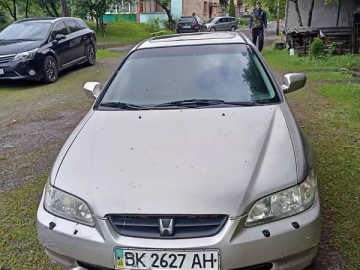 Авто Honda Accord 1999 № 7712901