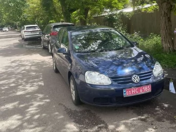 Авто Volkswagen Golf 2004 № 7712969