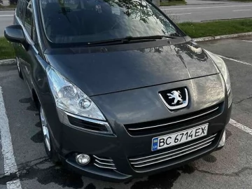 Авто Peugeot 5008 2013 № 7713033