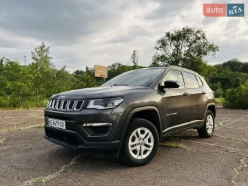 Авто Jeep Compass 2018 № 7713097