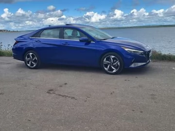 Авто Hyundai Elantra 2022 № 7713149
