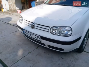 Авто Volkswagen Golf 2000 № 7713207